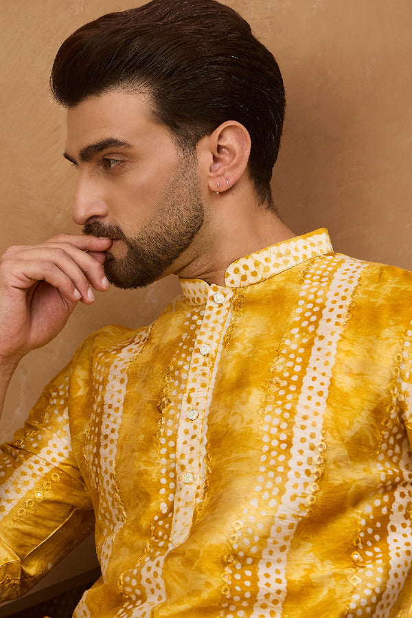 Yellow Silk Blend Shibori Embroidered Straight Kurta With Pant Set MKSET1540