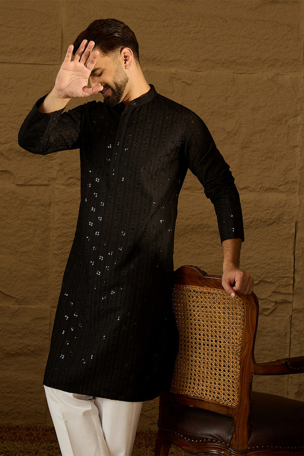 Black Viscose Rayon Solid Embroidered Straight Kurta MKU1554