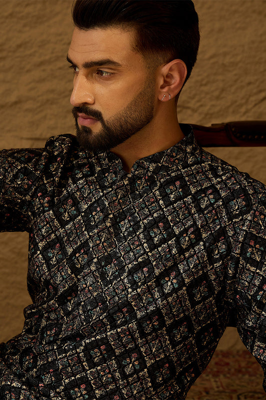 Black Viscose Rayon Geometric Printed Straight Kurta MKU1608