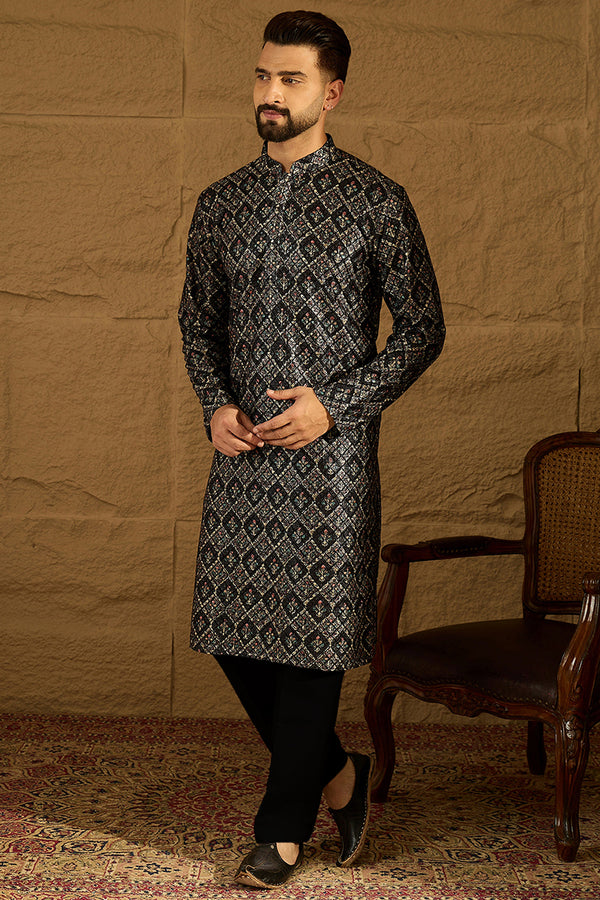 Black Viscose Rayon Geometric Printed Straight Kurta with Trouser MKSET1608