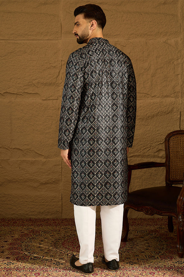 Black Viscose Rayon Geometric Printed Straight Kurta MKU1608