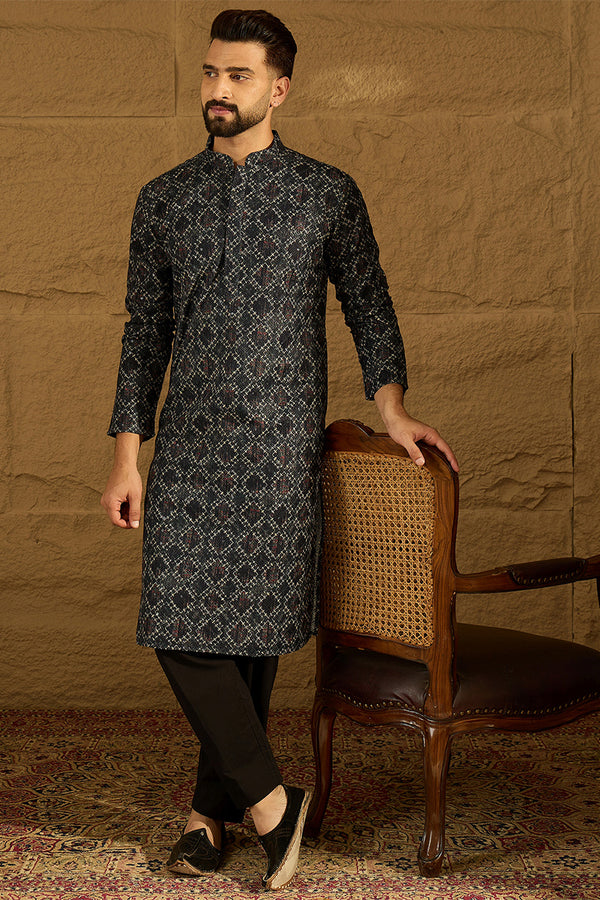 Black Cotton Solid Embroidered Straight Kurta with Trouser MKSET1611