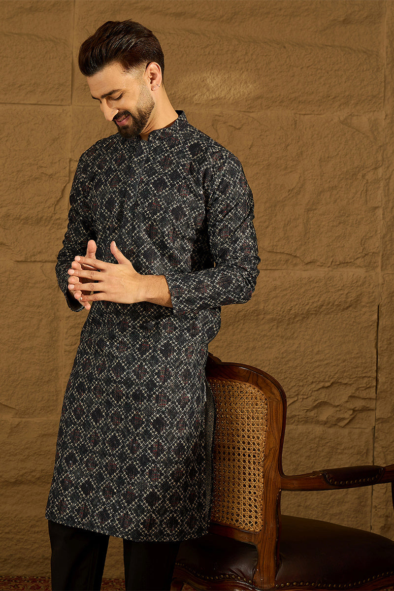 Black Cotton Solid Embroidered Straight Kurta MKU1611