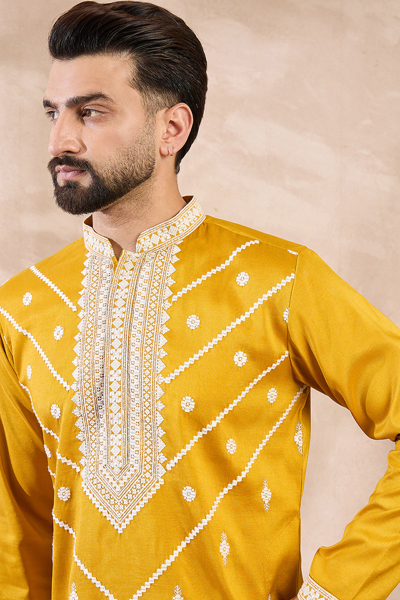 Yellow Silk Blend Ethnic Motifs Embroidered Straight Kurta MKU1790