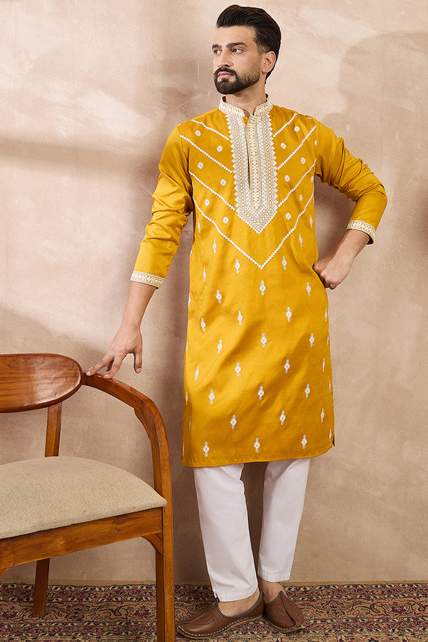 Yellow Silk Blend Ethnic Motifs Embroidered Straight Kurta MKU1790
