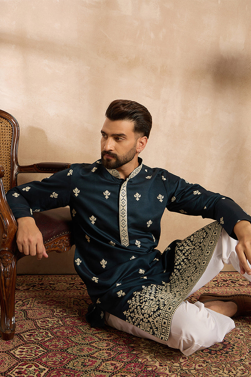 Navy Blue Polyester Solid Embroidered Straight Kurta MKU1810