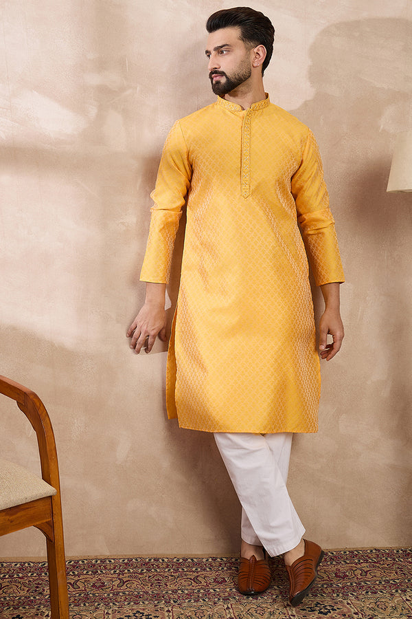 Yellow Silk Blend Solid Embroidered Straight Kurta MKU1837
