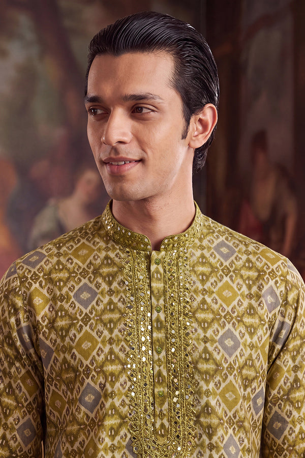 Green Silk Blend Ethnic Motifs Ikat Printed Kurta MKU1894
