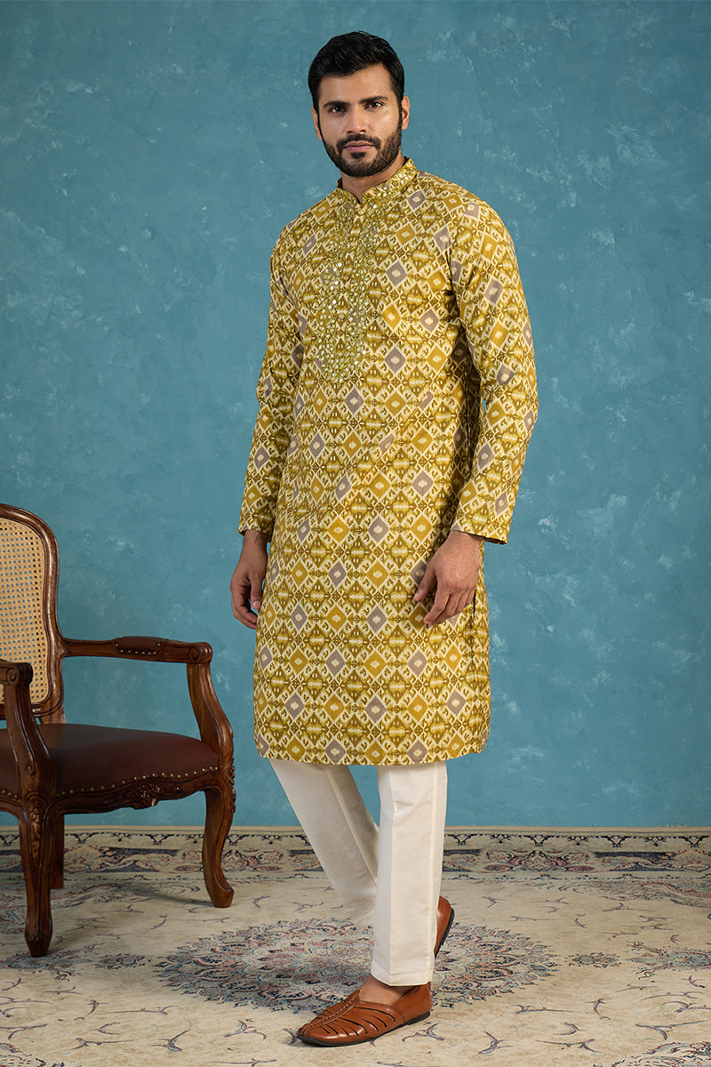 Green Silk Blend Ethnic Motifs Ikat Printed Kurta With Trouser MKSET1894