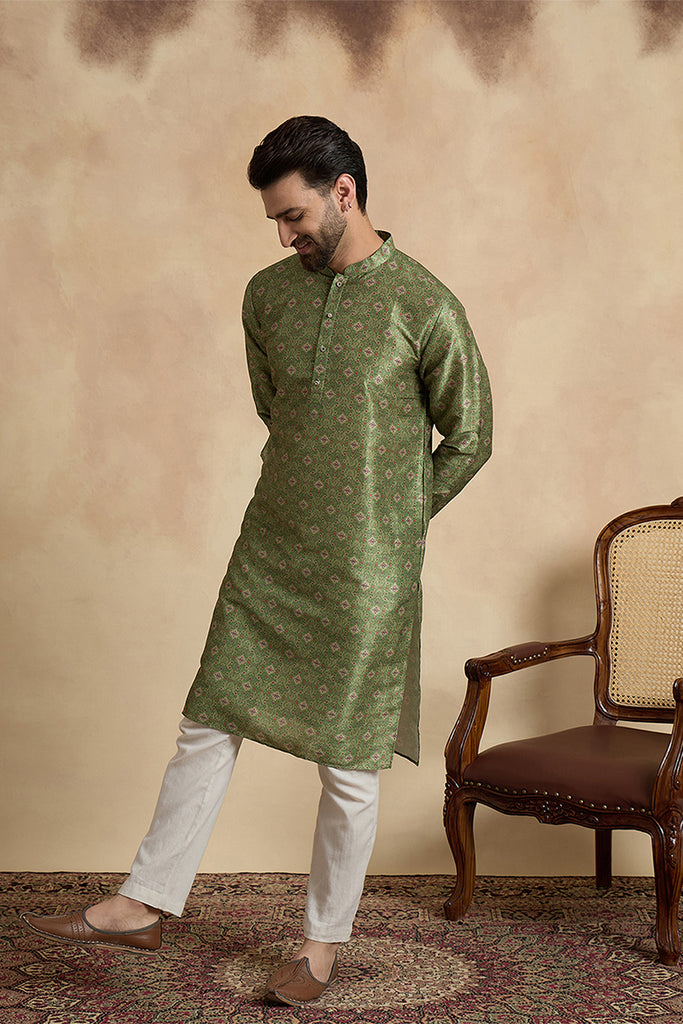 Green Silk Blend Printed Straight Kurta With Trousers MKSET1910