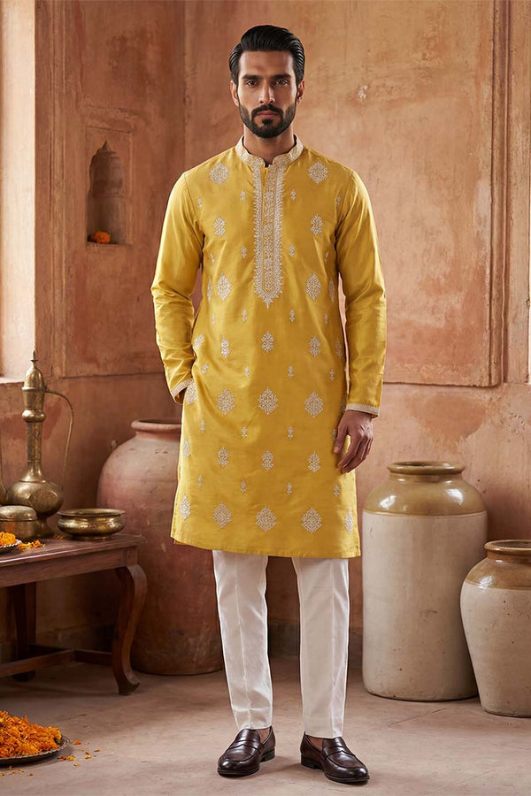 Yellow Silk Blend Solid Embroidered Kurta MKU2044