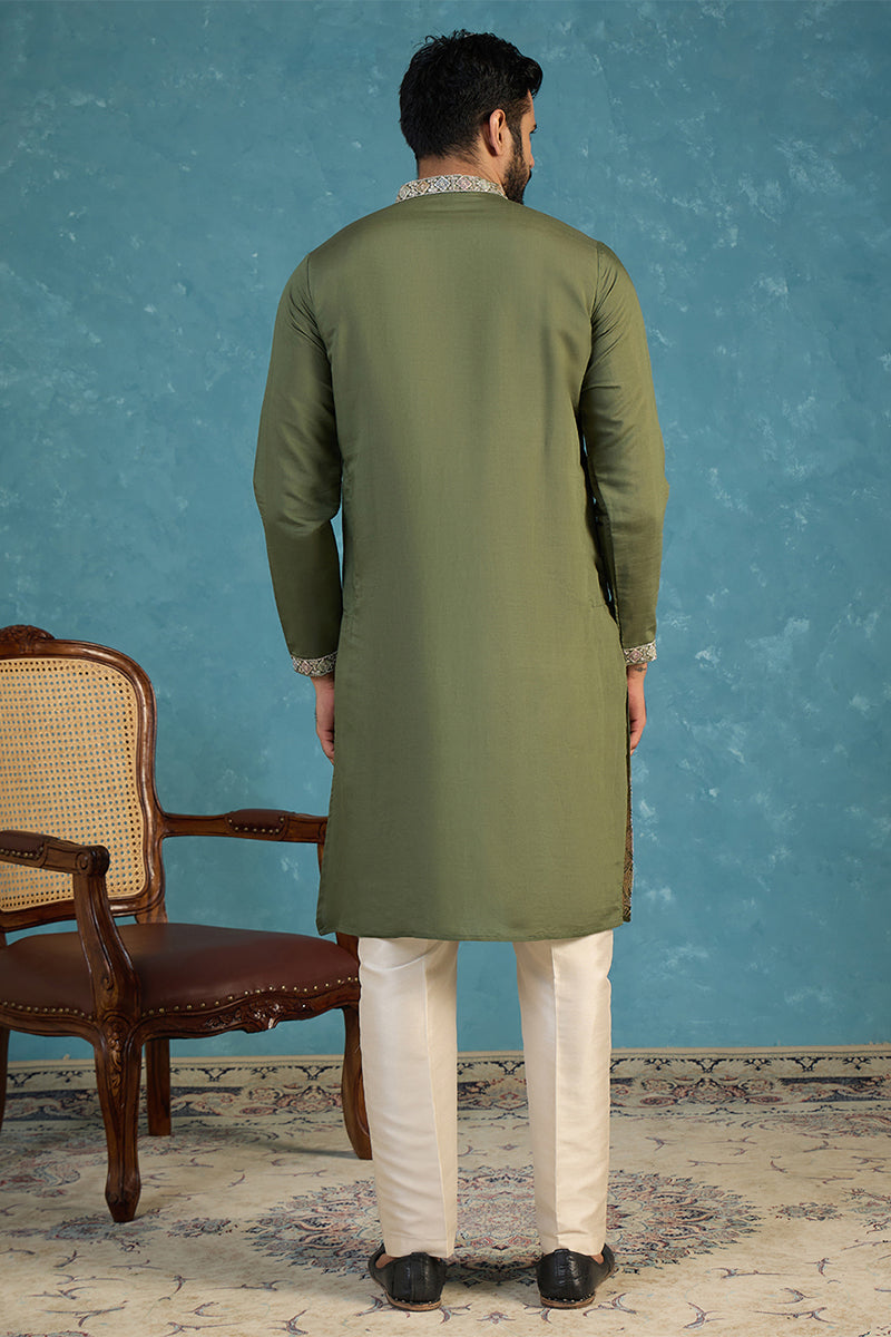 Silk Blend Green Solid Embroidered Calf Length Straight Kurta MKU2101
