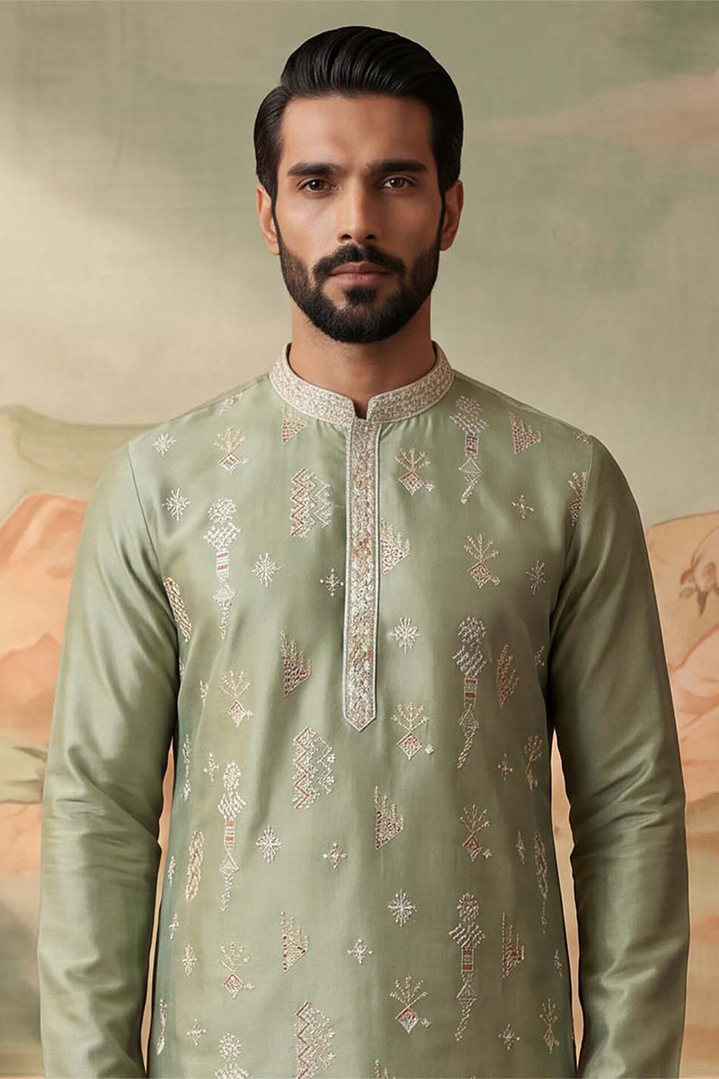 Green Silk Blend Solid Embroidered Kurta MKU2153
