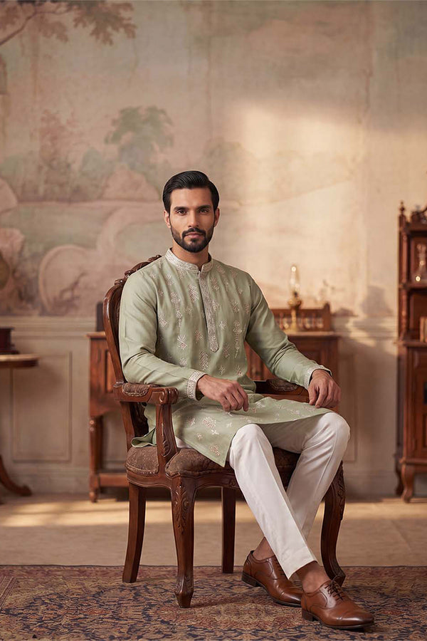 Green Silk Blend Solid Embroidered Kurta With Trousers MKSET2153