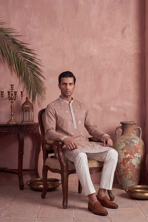 Pink Silk Blend Solid Embroidered Kurta With Trousers MKSET2173