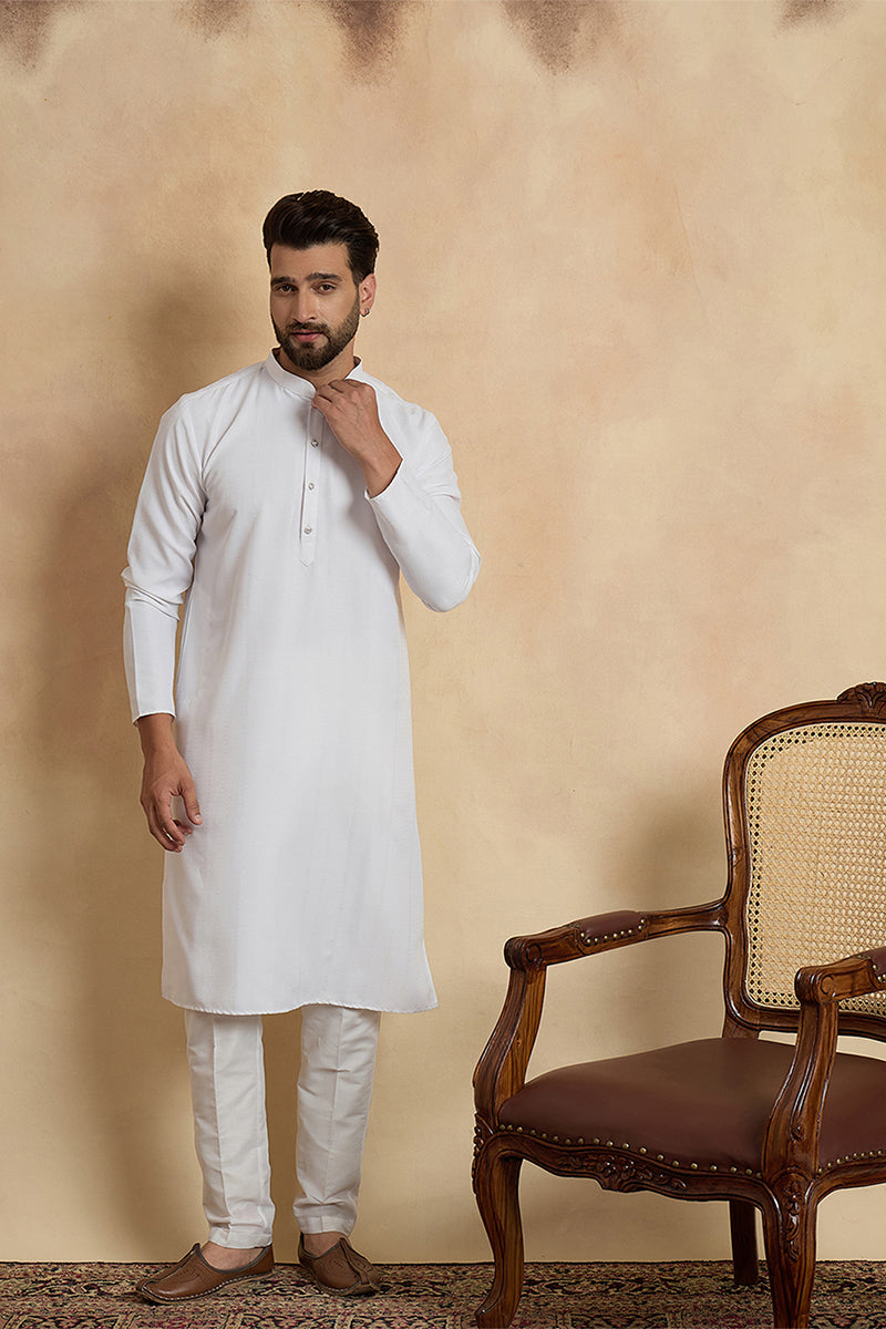 White Silk Blend Solid Solid Kurta With Trousers MKSET2220