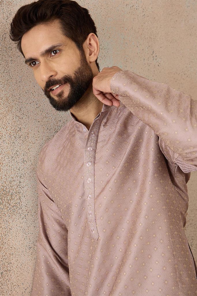 Lavender Silk Blend Floral Embroidered Kurta MKU2325