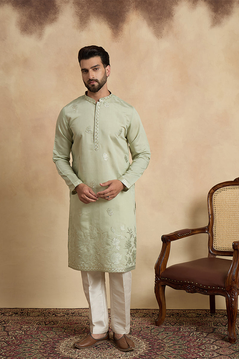 Green Silk Blend Solid Embroidered Thread Work Kurta With Trouser MKSET2405