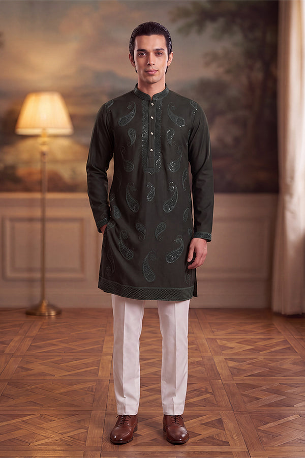Green Silk Blend Solid Embroidered Kurta MKU2424