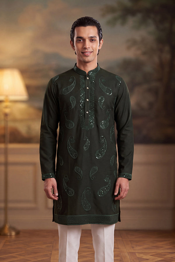 Green Silk Blend Solid Embroidered Kurta MKU2424