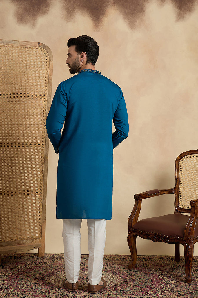 Teal Silk Blend Solid Embroidered Thread Work Kurta MKU2443
