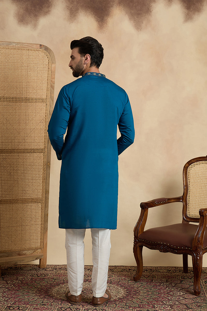 Teal Silk Blend Solid Embroidered Thread Work Kurta With Trouser MKSET2443