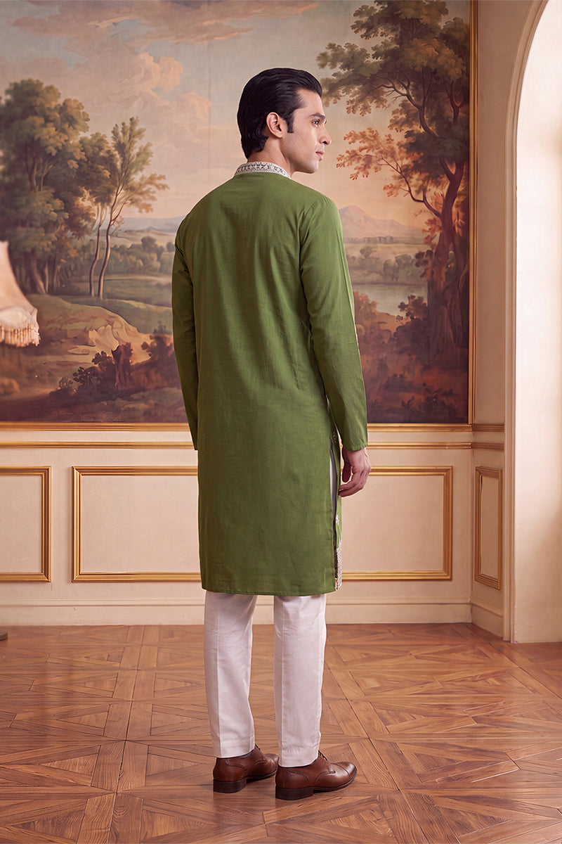 Green Silk Blend Solid Embroidered Kurta MKU2486
