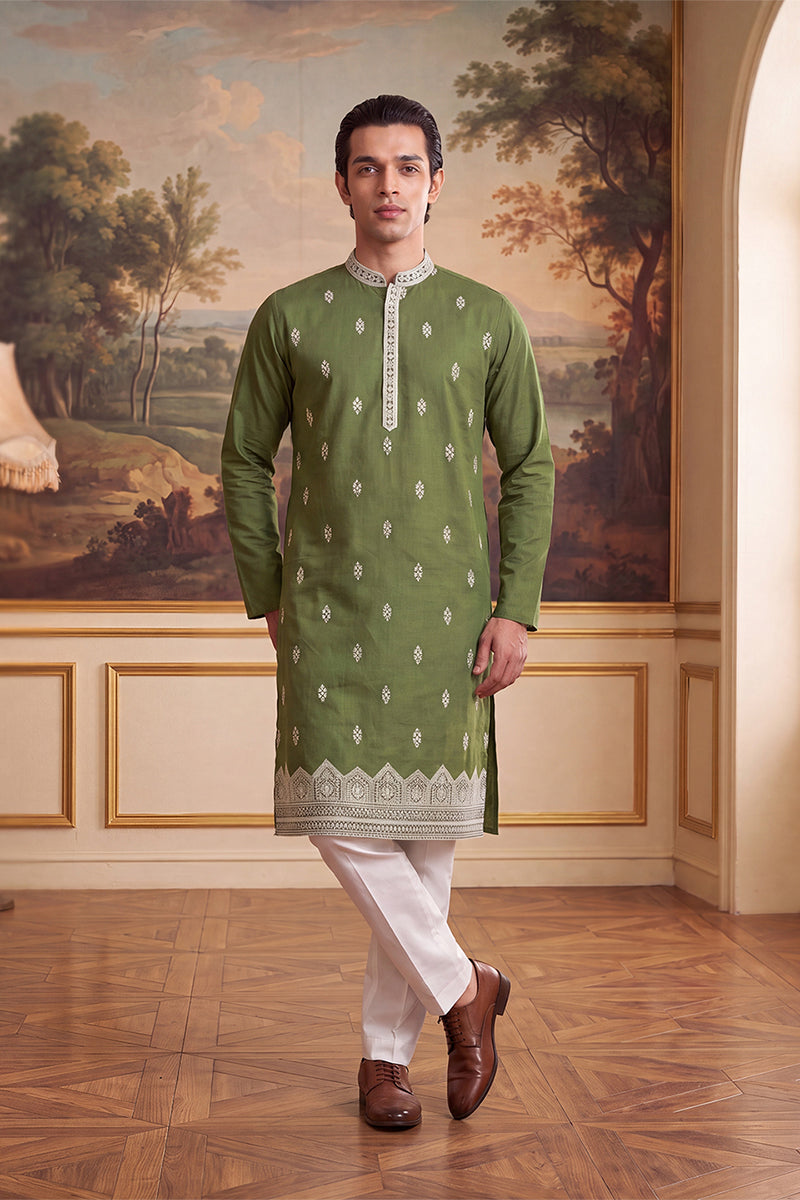 Green Silk Blend Solid Embroidered Kurta With Trouser MKSET2486