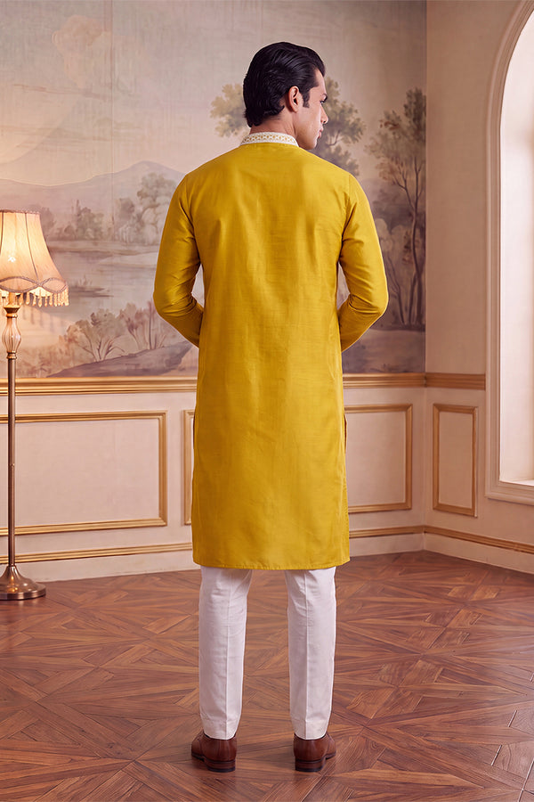 Yellow Silk Blend Solid Embroidered Kurta With Trouser MKSET2489