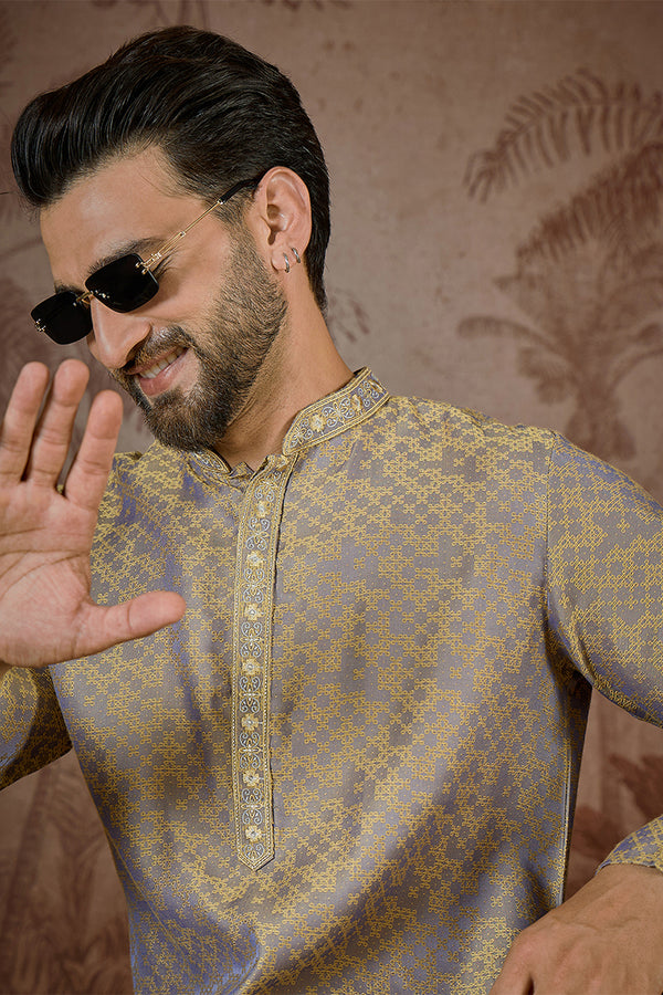 Grey Jacquard Geometric Embroidered Kurta MKU2548