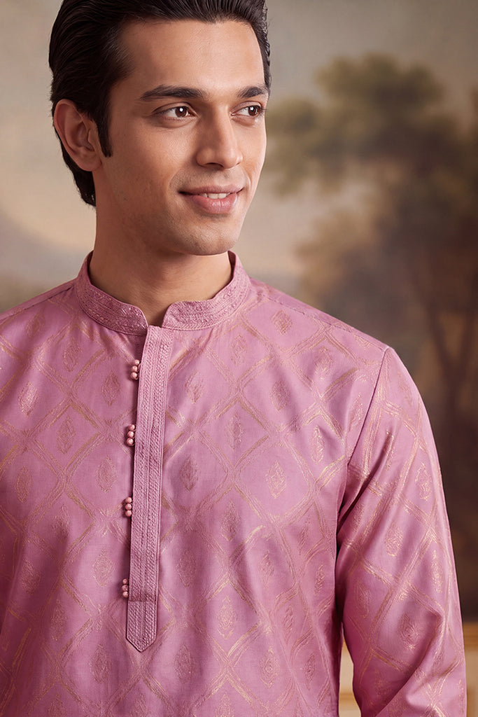 Pink Jacquard Geometric Embroidered Kurta MKU2568