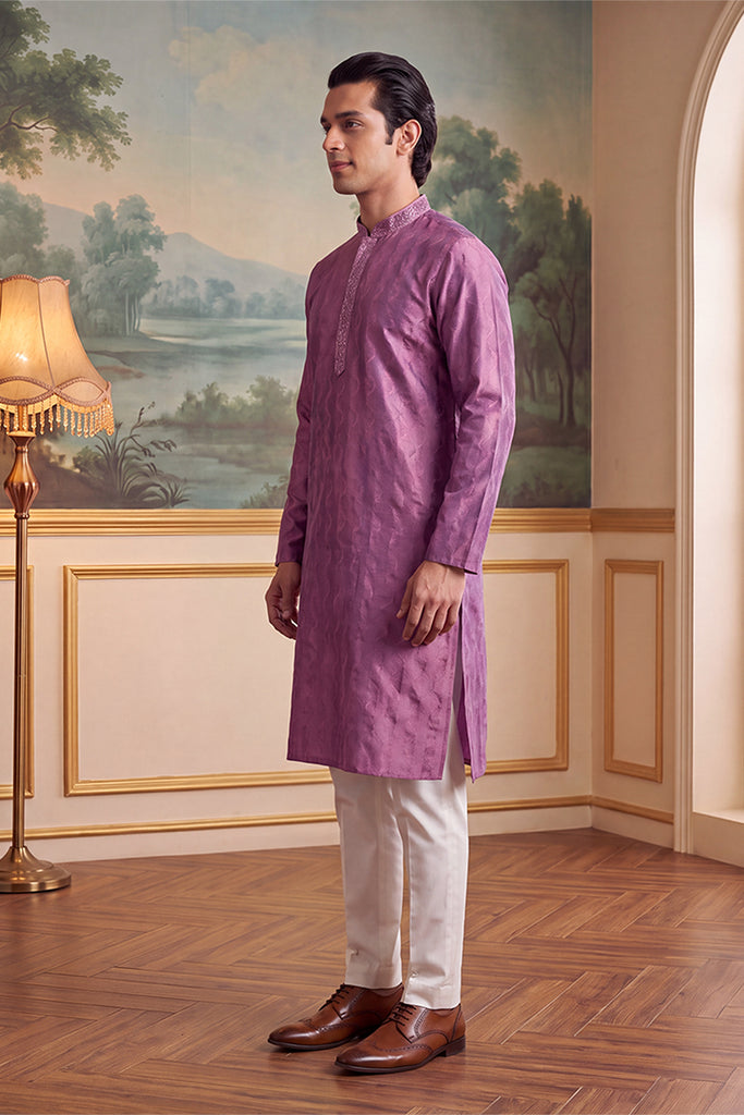 Purple Jacquard Ethnic Motifs Embroidered Thread Work Kurta MKU2583