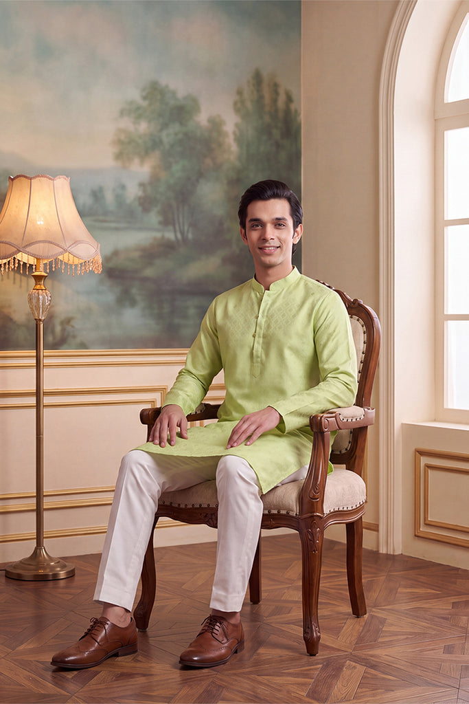 Green Jacquard Ethnic Motifs Woven Design Kurta With Trouser MKSET2641