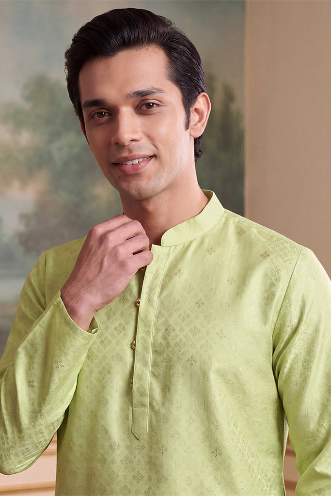 Green Jacquard Ethnic Motifs Woven Design Kurta MKU2641