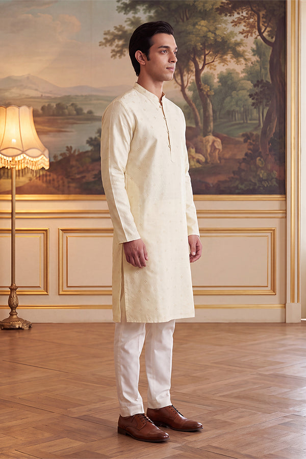 Off White Jacquard Ethnic Motifs Woven Design Kurta MKU2643
