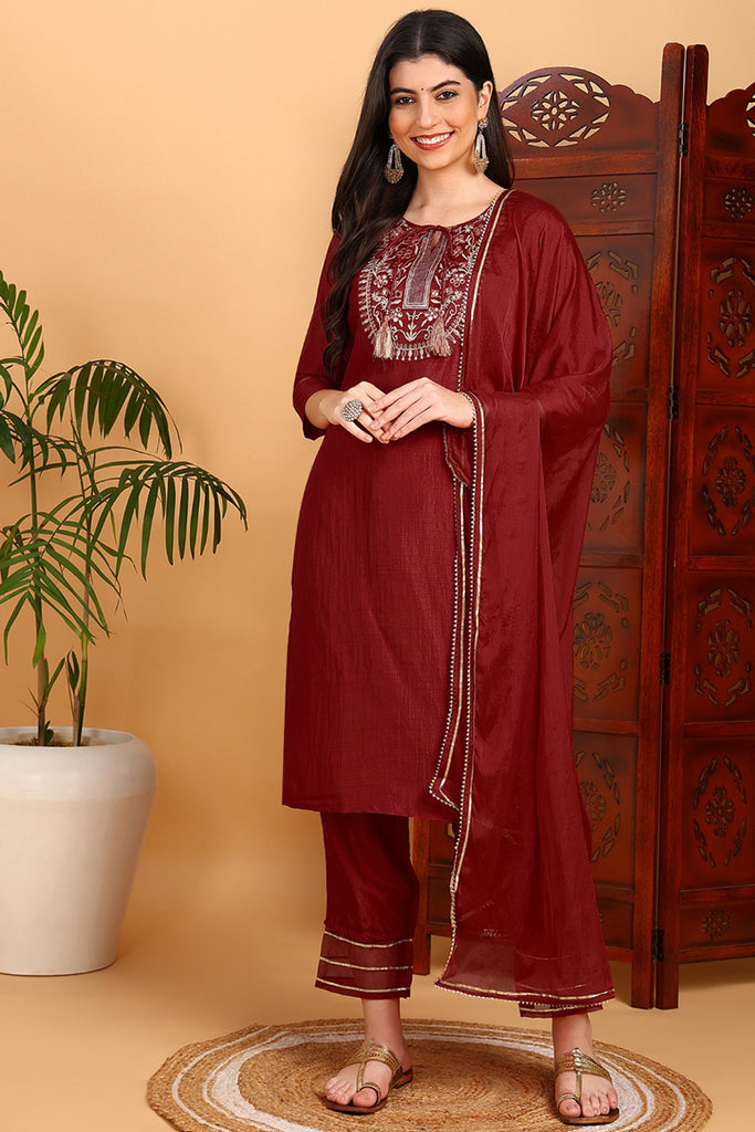 Red Silk Blend Embroidered Kurta Pant With Dupatta PKSKD1789