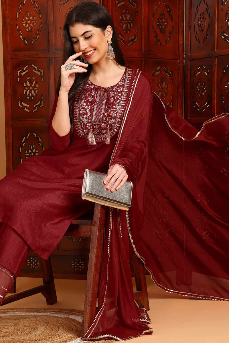 Red Silk Blend Embroidered Kurta Pant With Dupatta PKSKD1789