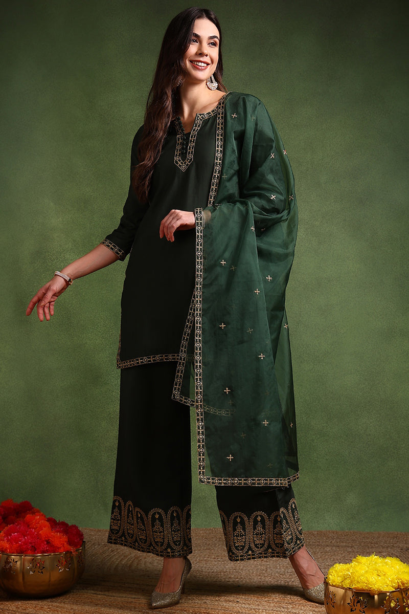 Green Silk Blend Solid Embroidered Straight Suit Set PKSKD2174