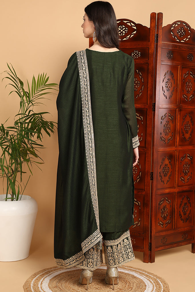 Green Silk Blend Solid Embroidered Straight Style Suit Set PKSKD2263