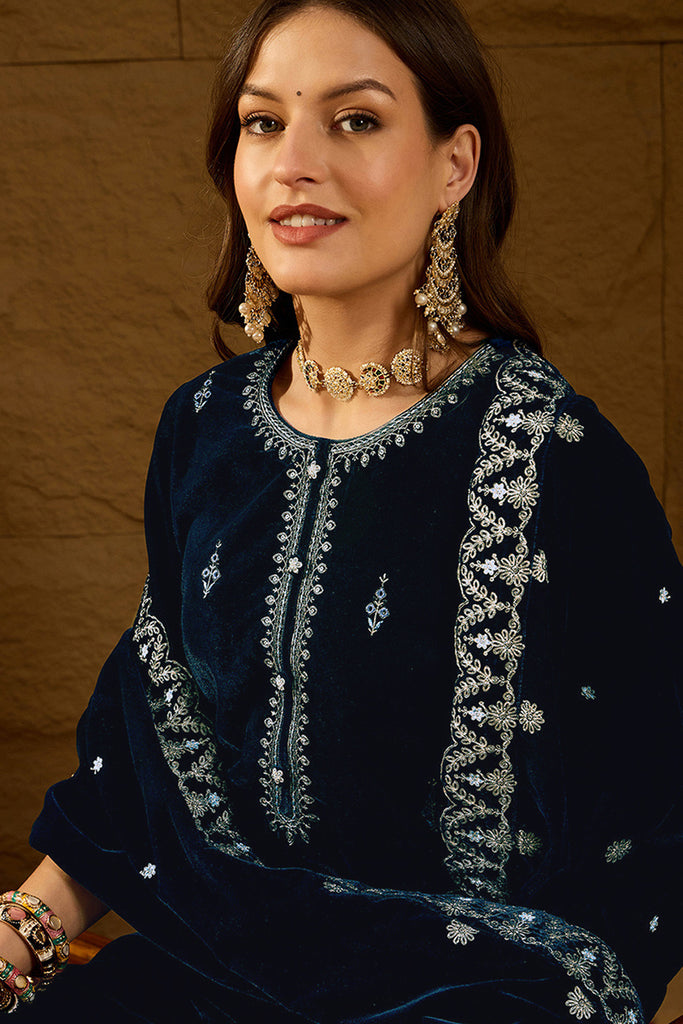 Blue Velvet Solid Embroidered Straight Trousers Suit Set PKSKD2277
