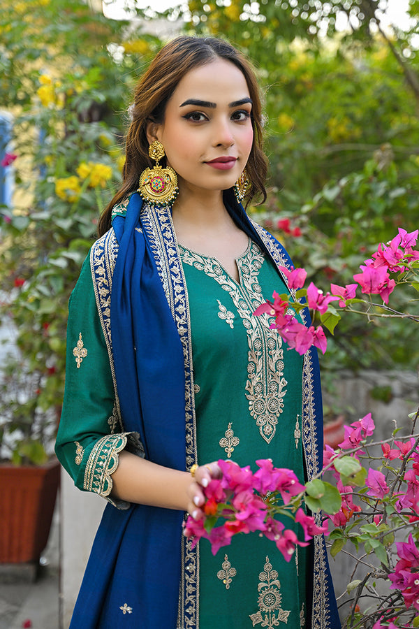 Green Silk Blend Solid Embroidered Straight Suit Set PKSKD2479