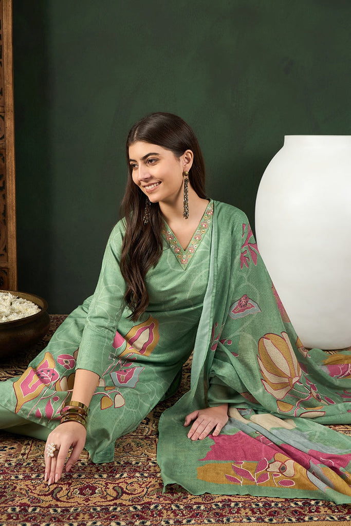 Green Rayon Blend Floral Printed Straight Trouser Bottom Suit Set SETPKSKD2540GRN (M To 3XL Set)