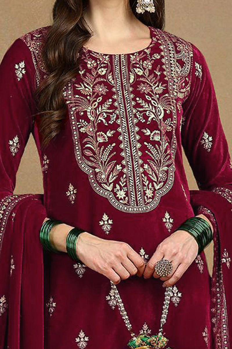 Red Velvet Ethnic Motifs Printed Straight Suit Set PKSKD2767