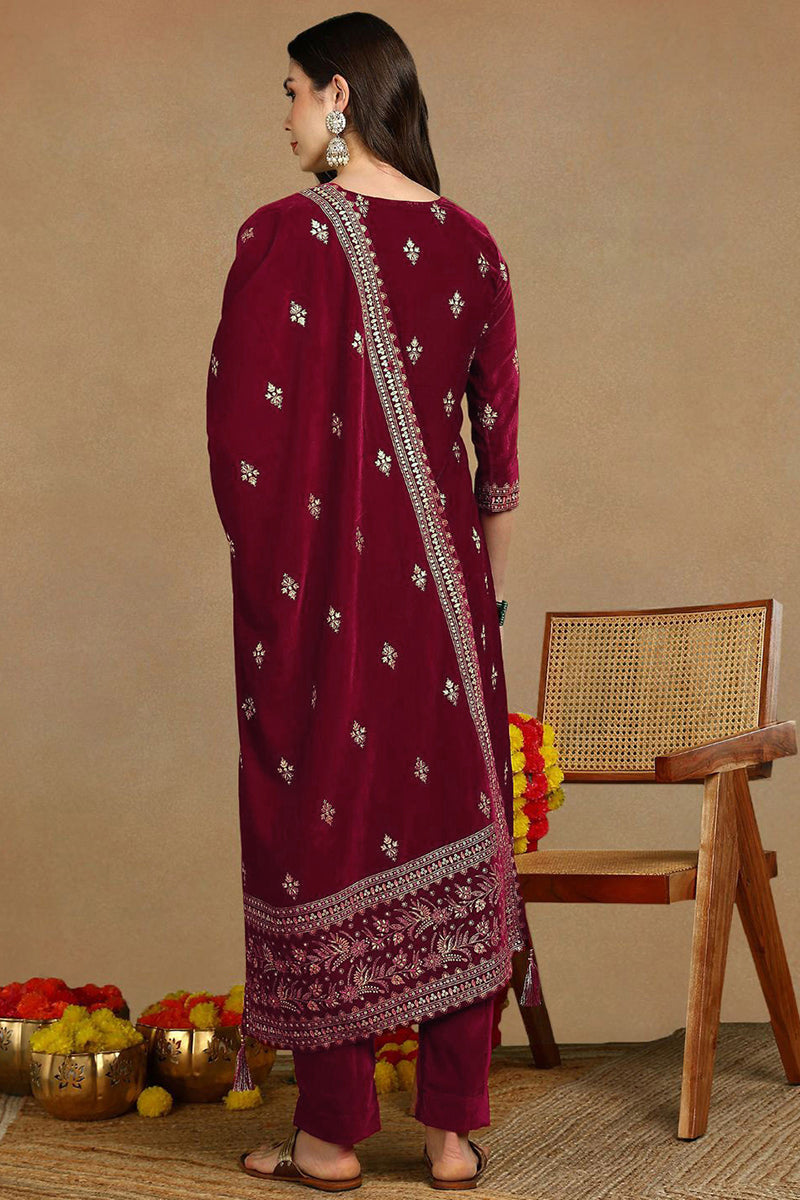 Red Velvet Ethnic Motifs Printed Straight Suit Set PKSKD2767