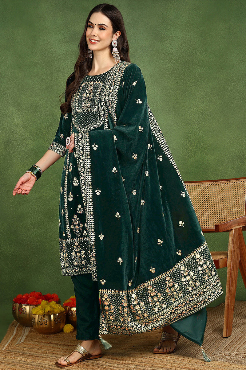 Green Velvet Ethnic Motifs Printed Straight Suit Set PKSKD2772