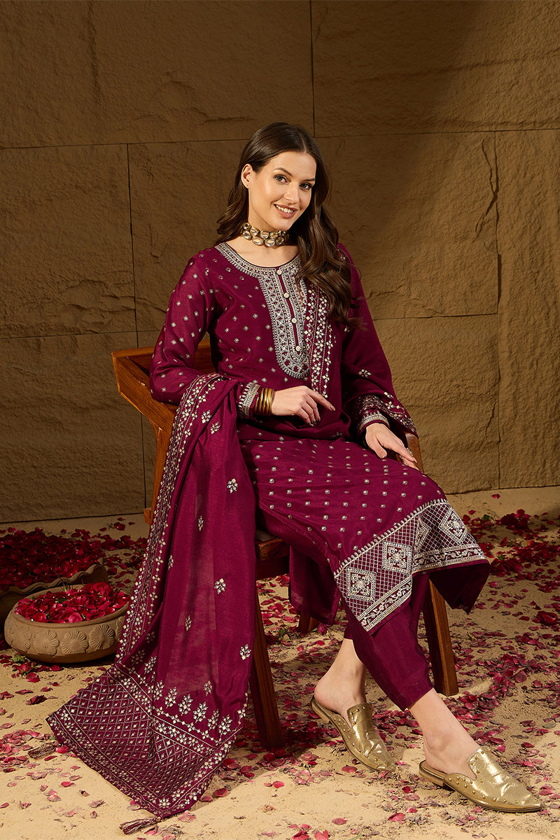 Maroon Silk Blend Embroidered Straight Kurta Trouser With Dupatta HOPPKSKD2835
