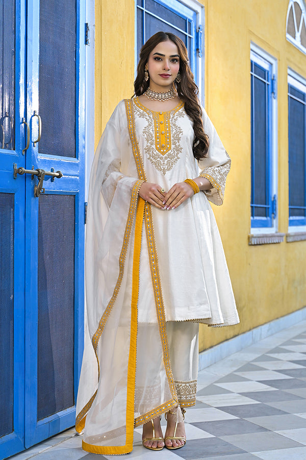 Off White Silk Blend Solid Embroidered Anarkali Kurta Salwar With Dupatta PKSKD2896