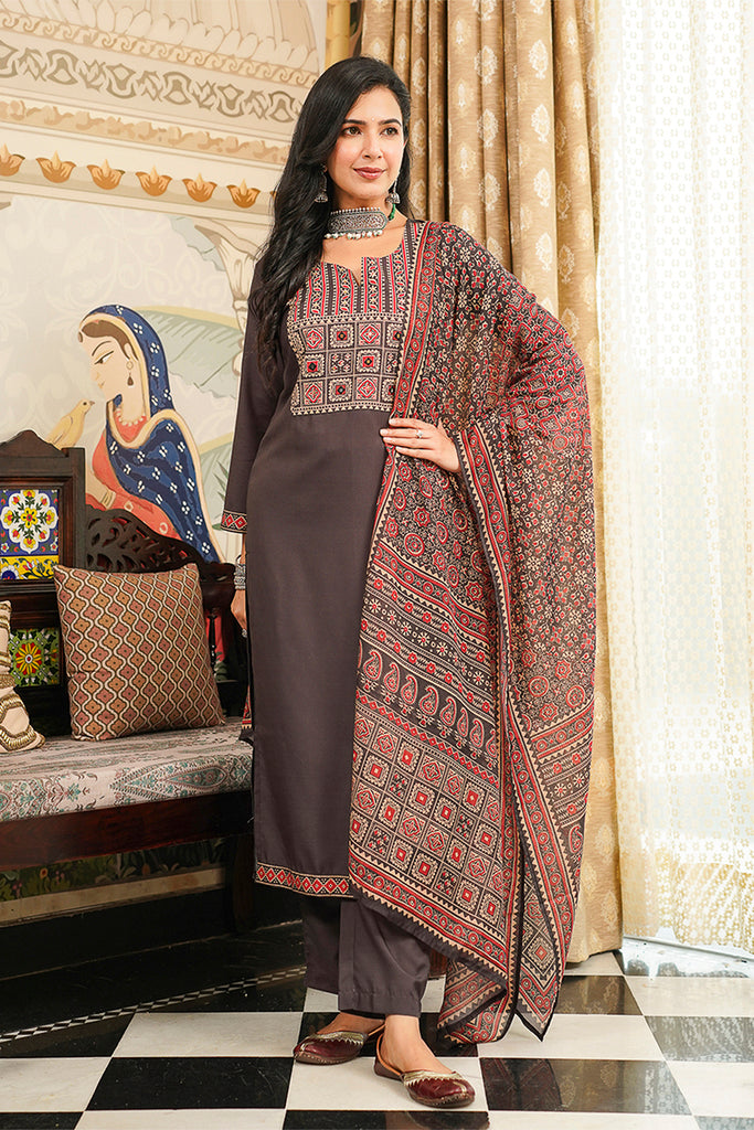 Grey Cotton Blend Ajrakh Printed Straight Kurta Trousers With Dupatta PKSKD3065