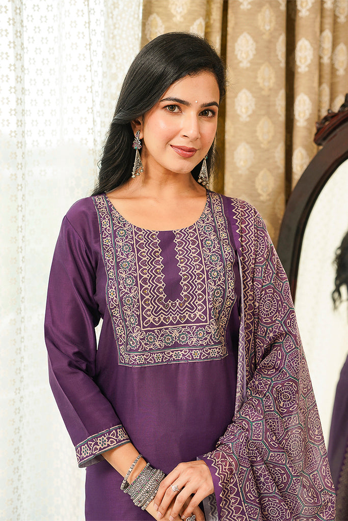 Purple Cotton Blend Ajrakh Printed Straight Kurta Trousers With Dupatta PKSKD3067