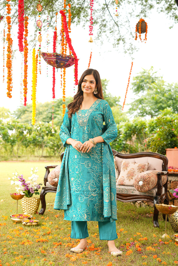 Turquoise Viscose Rayon Floral Embroidered Straight Kurta Trousers With Dupatta PKSKD3077